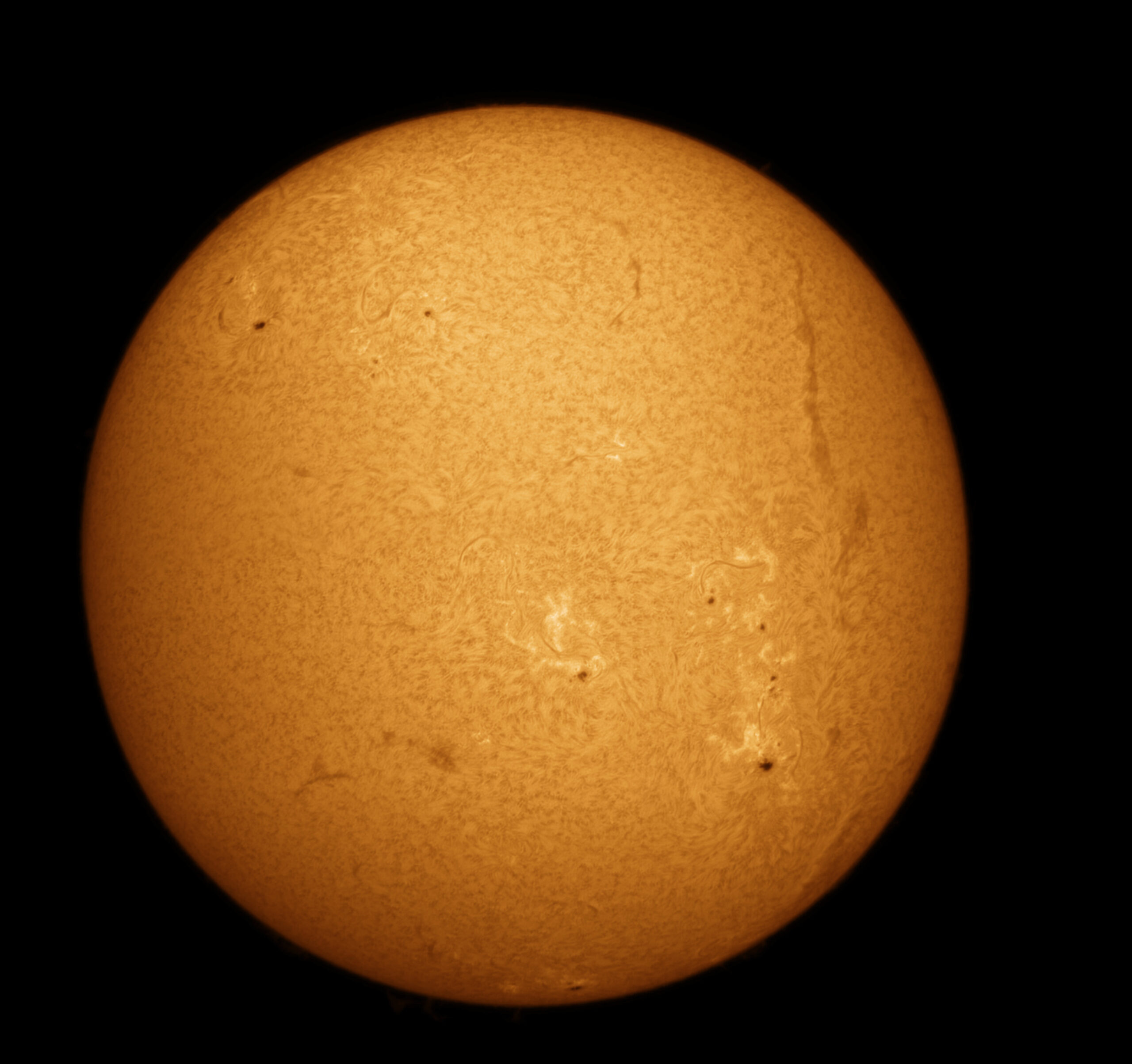 Sun (2025-09-01): full disc, surface details